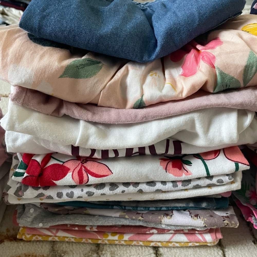 Lot of baby girl clothes